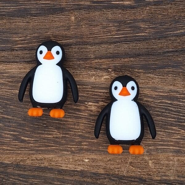3d Patty the Penguin Silicone Focal Bead